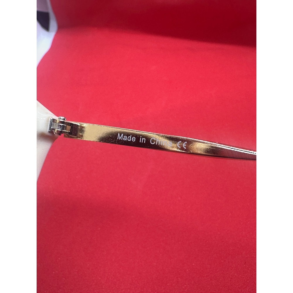 Chic Cream Cat Eye Sunglasses Gold Bridge Tortoise Temples - Picture 7 of 7